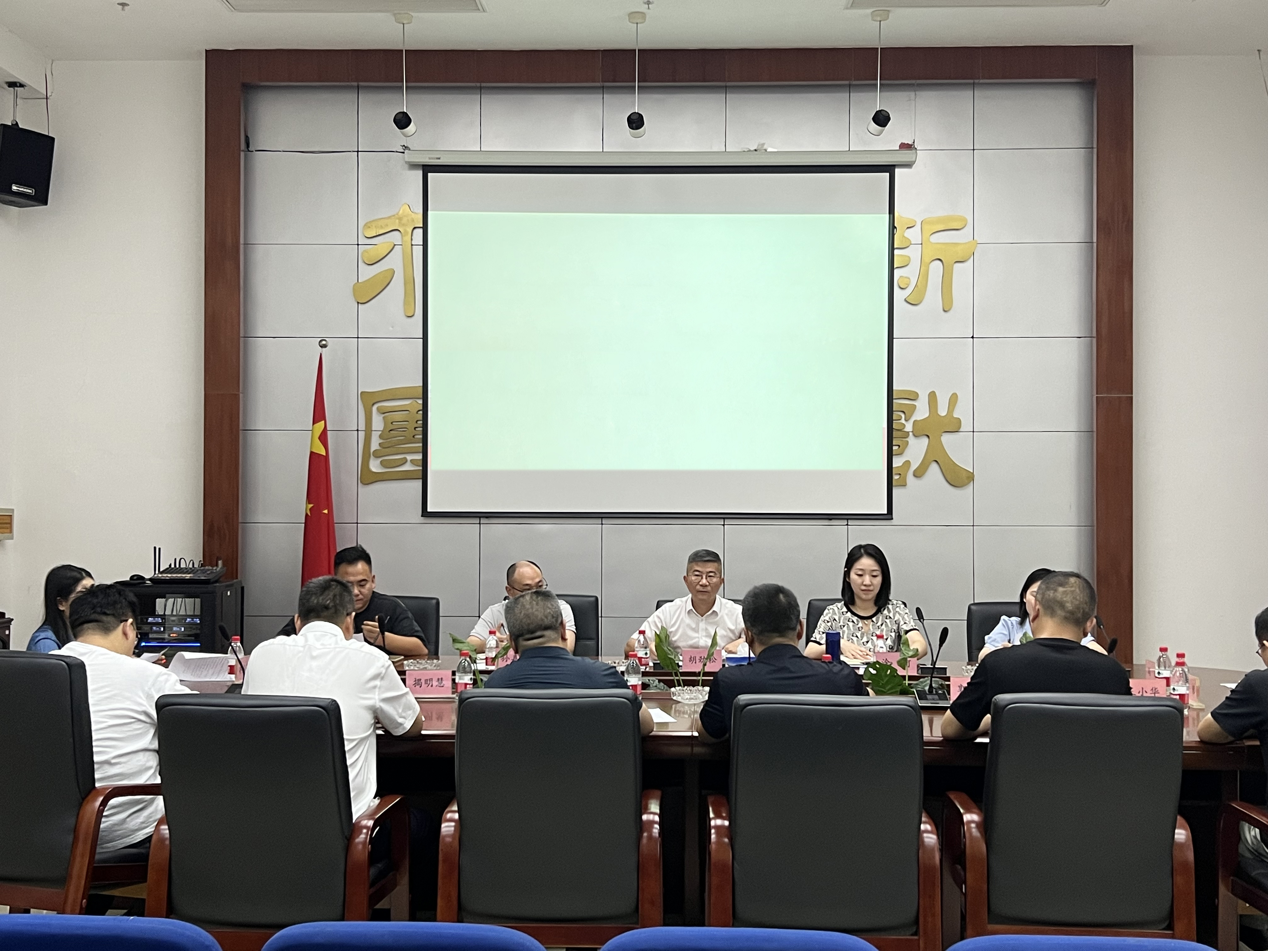 1726296781697106.jpg 胡勁松一行赴南昌二建調(diào)研建筑施工企業(yè)“雙節(jié)”期間信訪維穩(wěn)工作相片.jpg