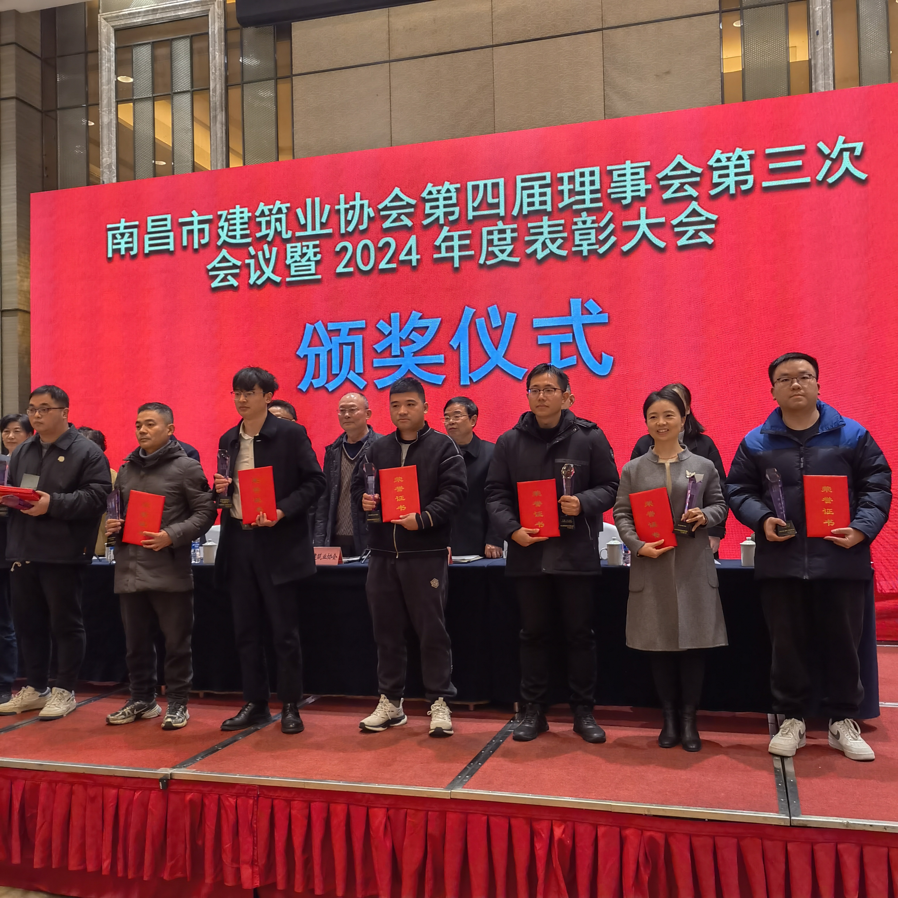 1735116189171920.jpg dd293cf3f3daf47f3fd68ab4b970fba.jpg